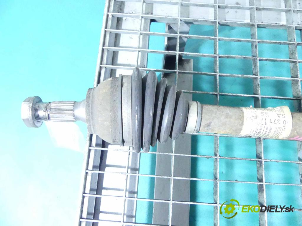 Citroen C4 Grand picasso 1.6 16v 120 HP manual 88 kW 1598 cm3 5- poloos pravé 9637117880 (Poloosy)