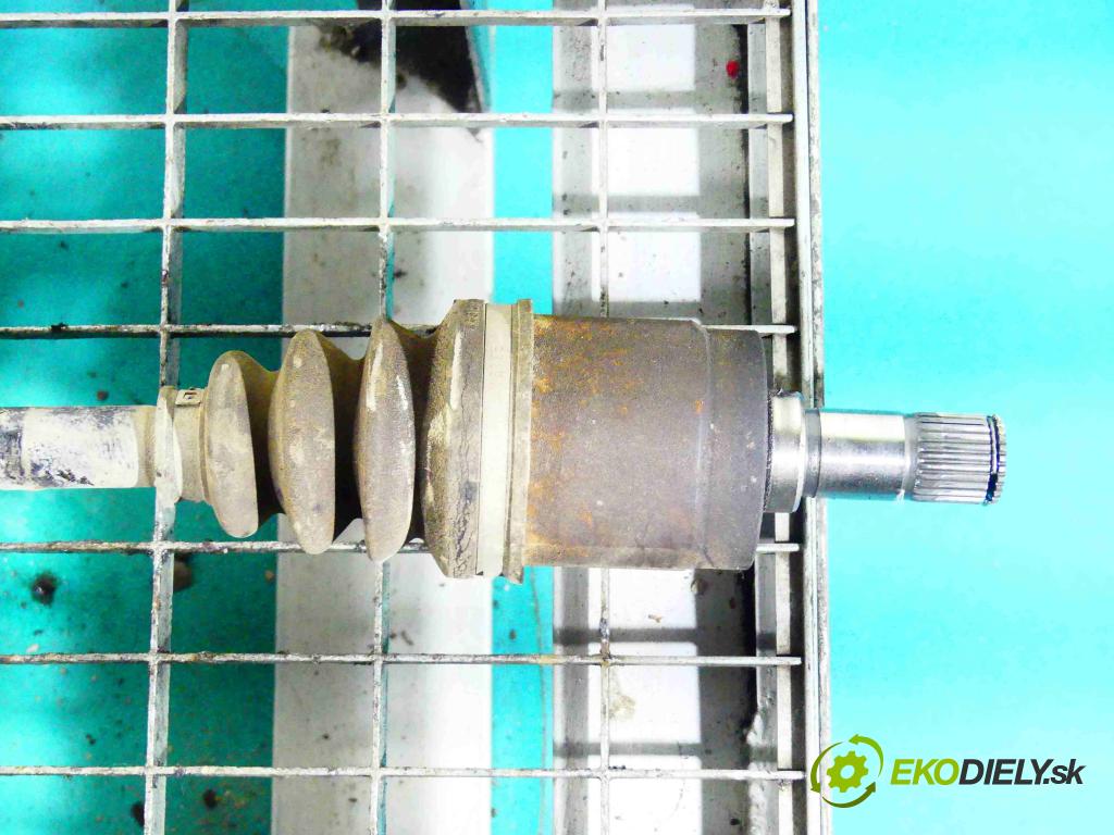 Honda Civic VII 2000-2006 1.4 16v 90 HP manual 66 kW 1396 cm3 5- poloos ľavé  (Poloosy)