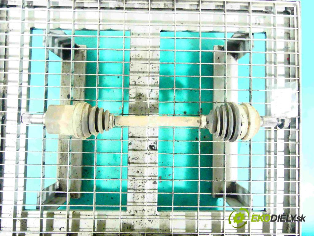 Honda Civic VII 2000-2006 1.4 16v 90 HP manual 66 kW 1396 cm3 5- poloos pravé  (Poloosy)