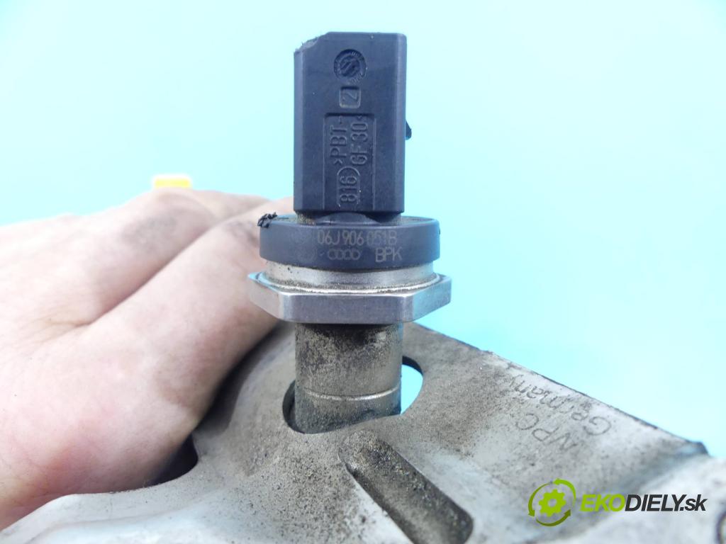 Audi A5 2007-2016 1.8 TFSI 170 HP manual 125 kW 1798 cm3 2- lišta vstrekovacia 06J133317G (Vstrekovacie lišty)