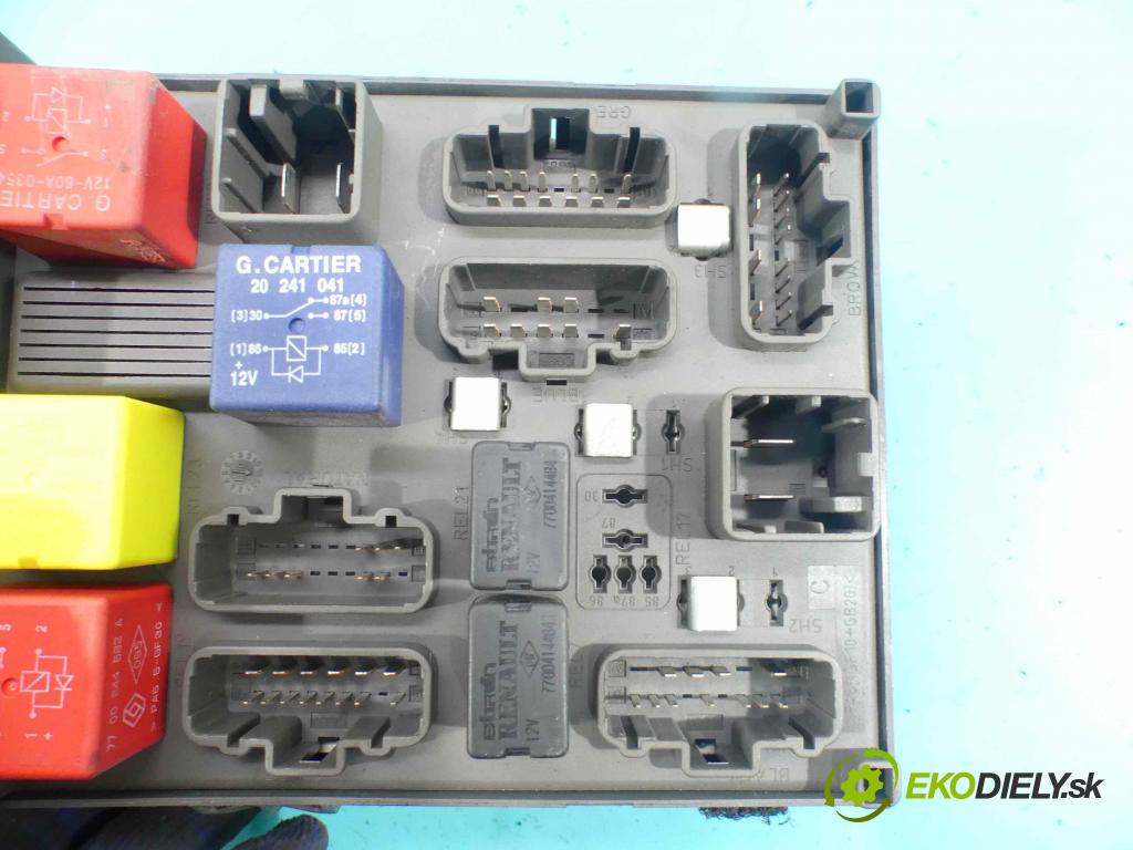 Renault Laguna II 2001-2007 2.0 16v 140 hp manual 103 kW 1998 cm3 5- modul řídící jednotka 8200190269 (Ostatní)