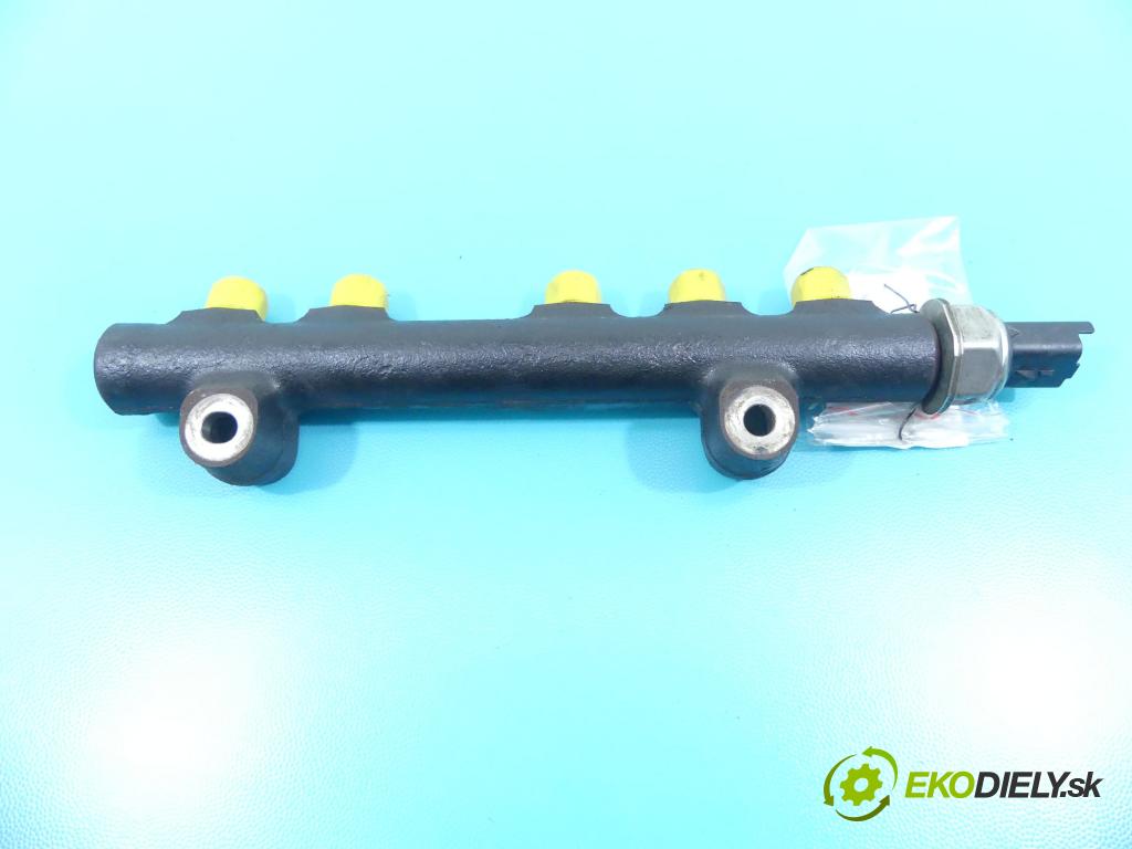 Ford Focus Mk3 2010-2018 1.6 tdci 95 HP manual 70 kW 1560 cm3 5- lišta vstrekovacia 9685297580-02 (Vstrekovacie lišty)