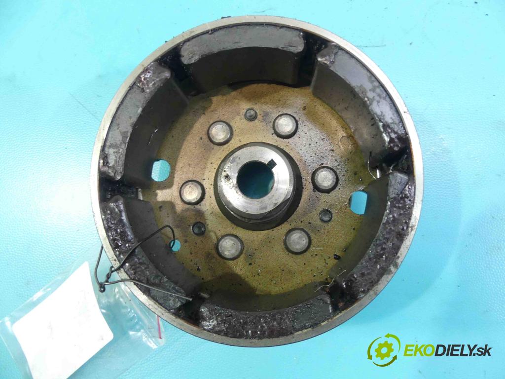 Suzuki UH 125 BURGMAN 2002-2006 0.1b 12KM manual 8,7 kW 125 cm3 2- Spojka:  (Kompletné sady (bez ložiska))