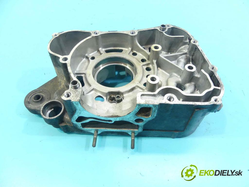 Suzuki UH 125 BURGMAN 2002-2006 0.1b 12KM manual 8,7 kW 125 cm3 2- Blok motora  (Blok motora)