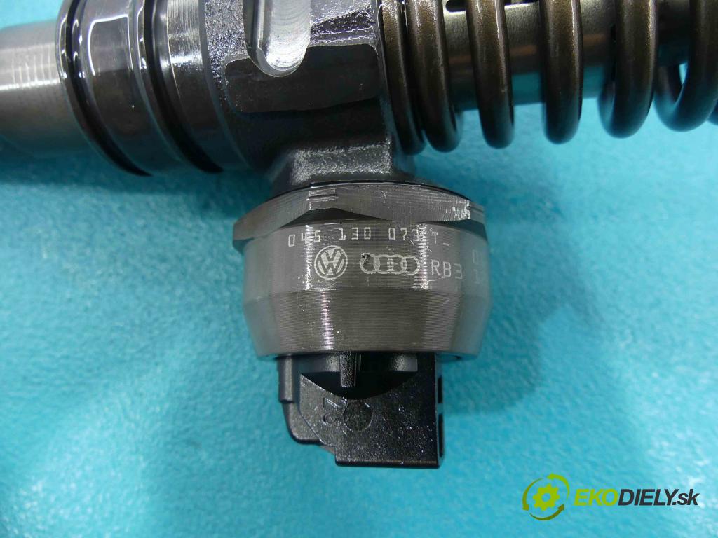 Seat Arosa 1.4 tdi 75 HP manual 55 kW 1422 cm3 3- vstrekovacie čerpadlo 0414720035 (Vstrekovače)