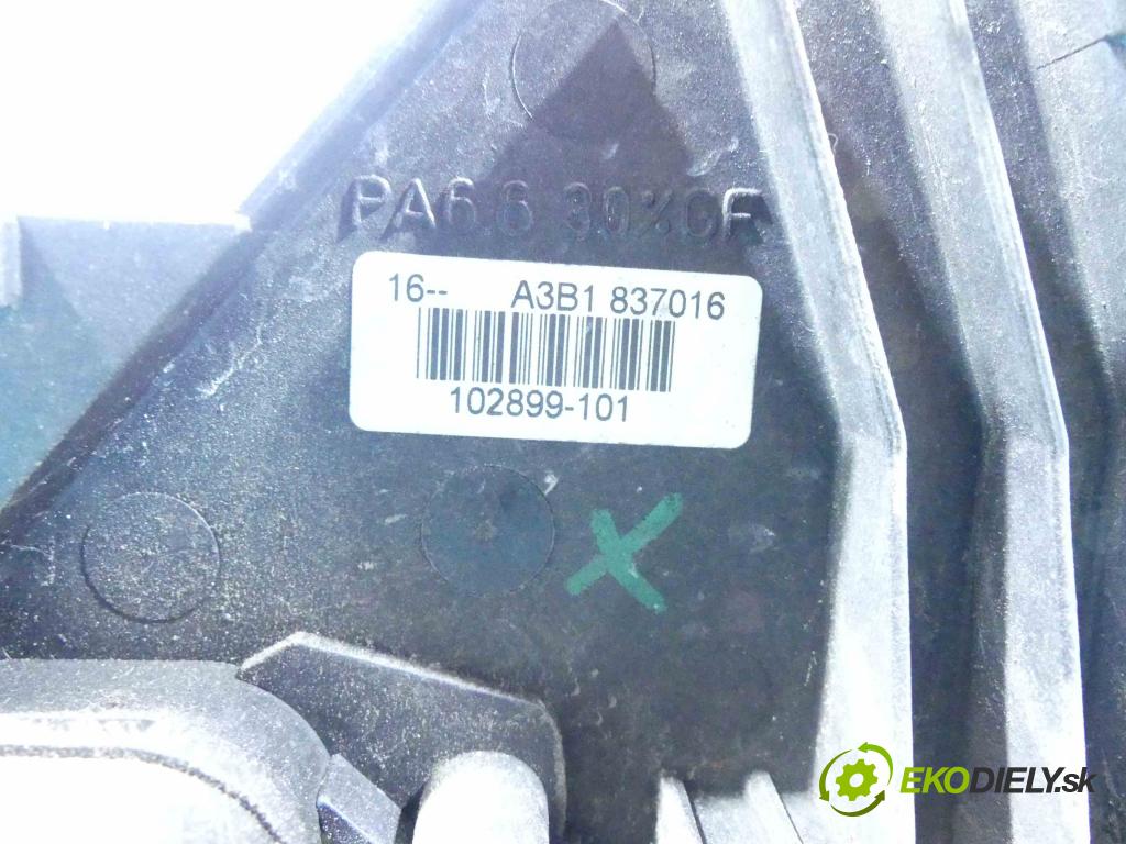 Seat Cordoba II 6L 2002-2008 1.4 16v 75 hp manual 55 kW 1390 cm3 4- zámek přední pravý 3B1837016