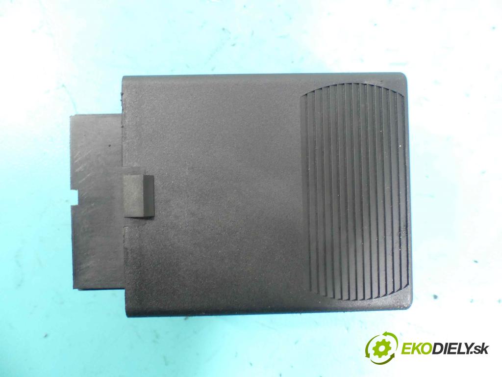 Mercedes Vito W638 1996-2003 2.3 TD 98 HP manual 72 kW 2299 cm3 5- Relé: 0165452632 (Relé)