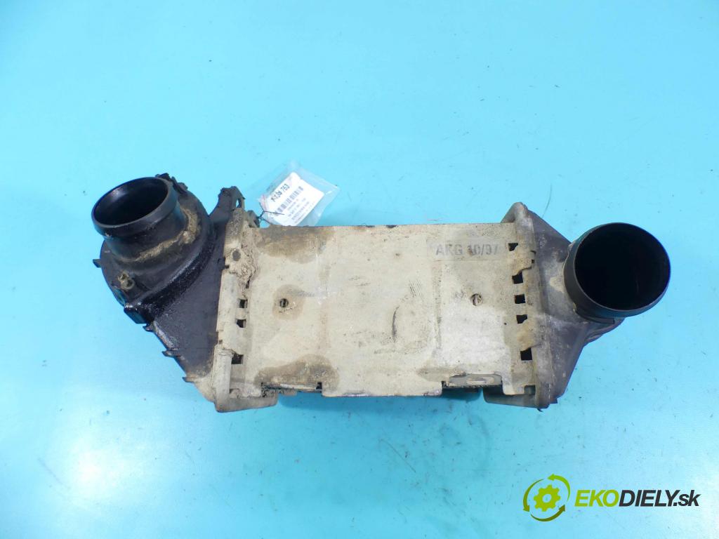 Vw Golf III 1991-1998 1.9 tdi 90 hp manual 66 kW 1896 cm3 5- Intercooler 1H0145805B (Chladiče nasávaného vzduchu (intercoolery))