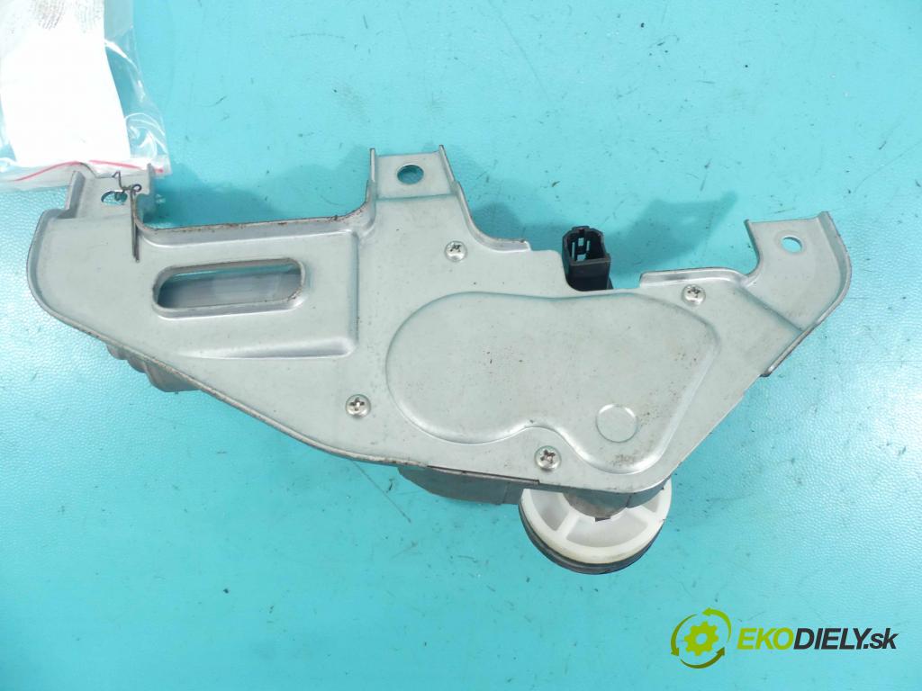 Suzuki Swift Mk6 2005-2010 1.3 16v 92 HP automatic 68 kW 1328 cm3 3- motor stieračov zadné