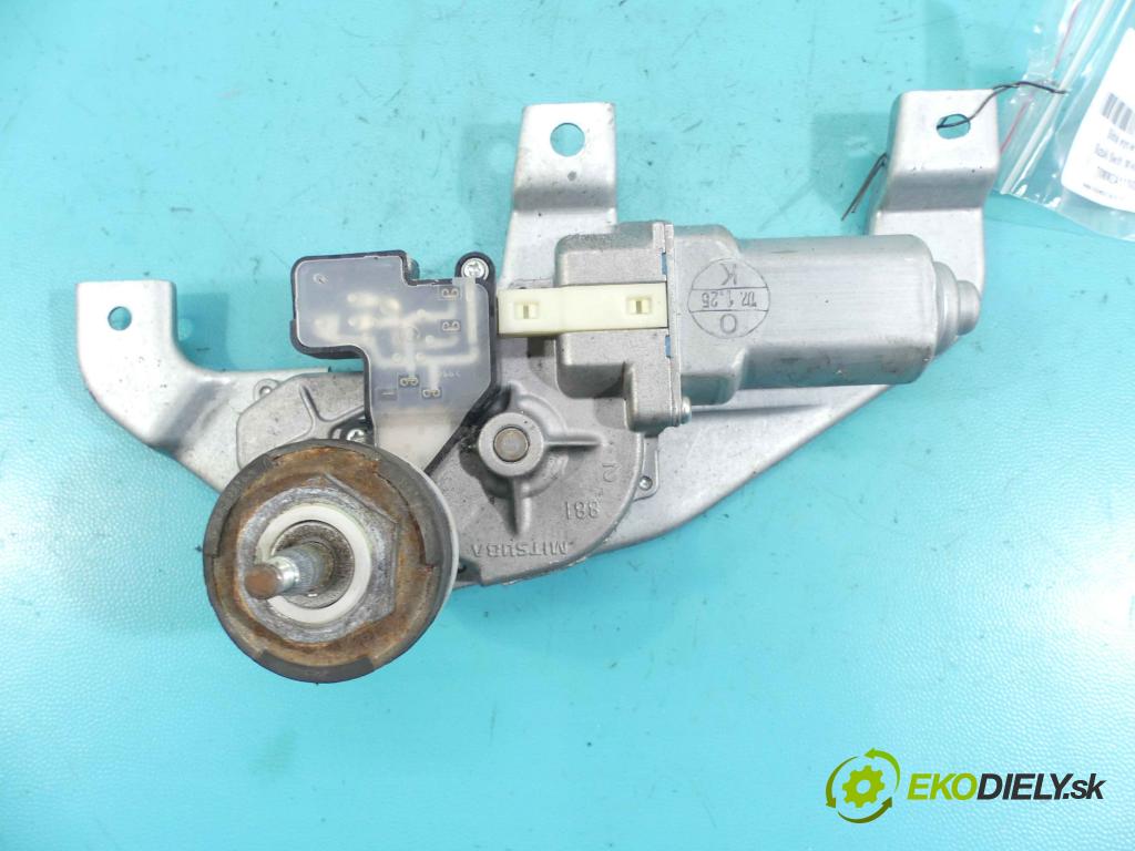 Suzuki Swift Mk6 2005-2010 1.3 16v 92 HP automatic 68 kW 1328 cm3 3- motor stieračov zadné 