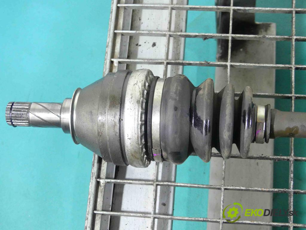 Opel Astra II 1998-2009 1.7 cdti 80 HP manual 59 kW 1686 cm3 3- poloos pravé  (Poloosy)