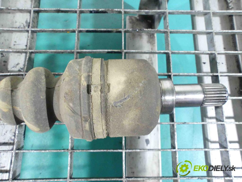 Peugeot 206 2.0 16v 135 HP manual 99 kW 1997 cm3 3- poloos ľavé  (Poloosy)