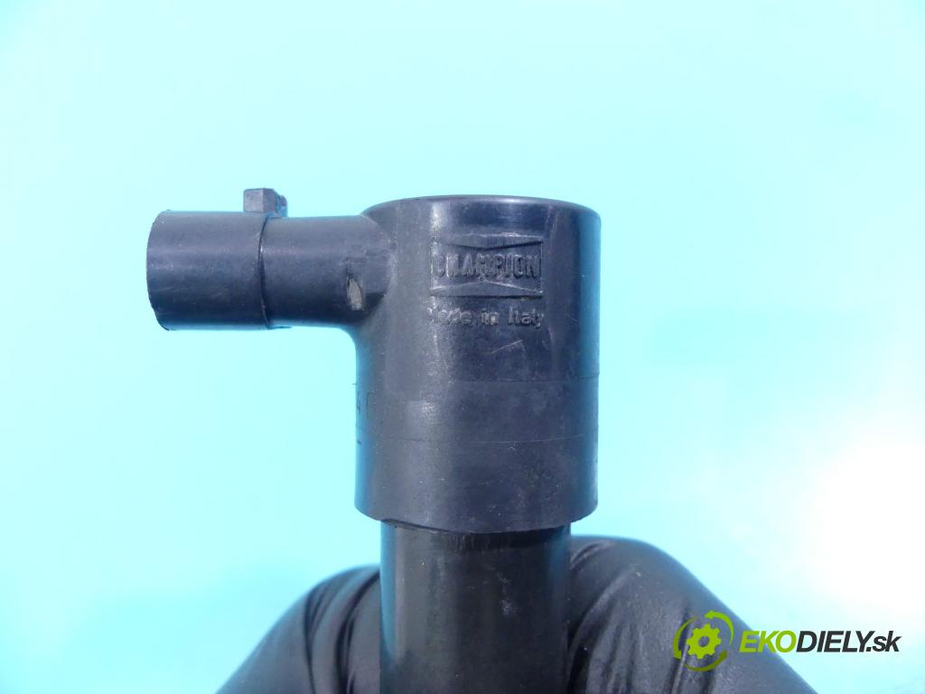 Fiat Stilo 1.6 16v 103 HP manual 76 kW 1596 cm3 3- cievka zapaľovacia B920 (Zapaľovacie cievky, moduly)