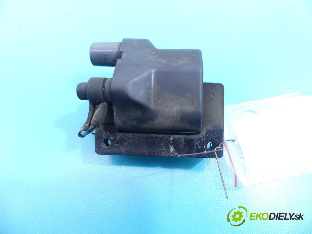 Vw Passat B5 1995-2005 1.6 101 HP manual 74 kW 1595 cm3 5- cievka zapaľovacia  (Zapaľovacie cievky, moduly)