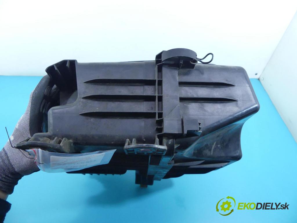 Lexus RX II 2003-2008 3.3 V6 211KM automatic 155 kW 3311 cm3 5- obal filtra vzduchu  (Kryty filtrů)