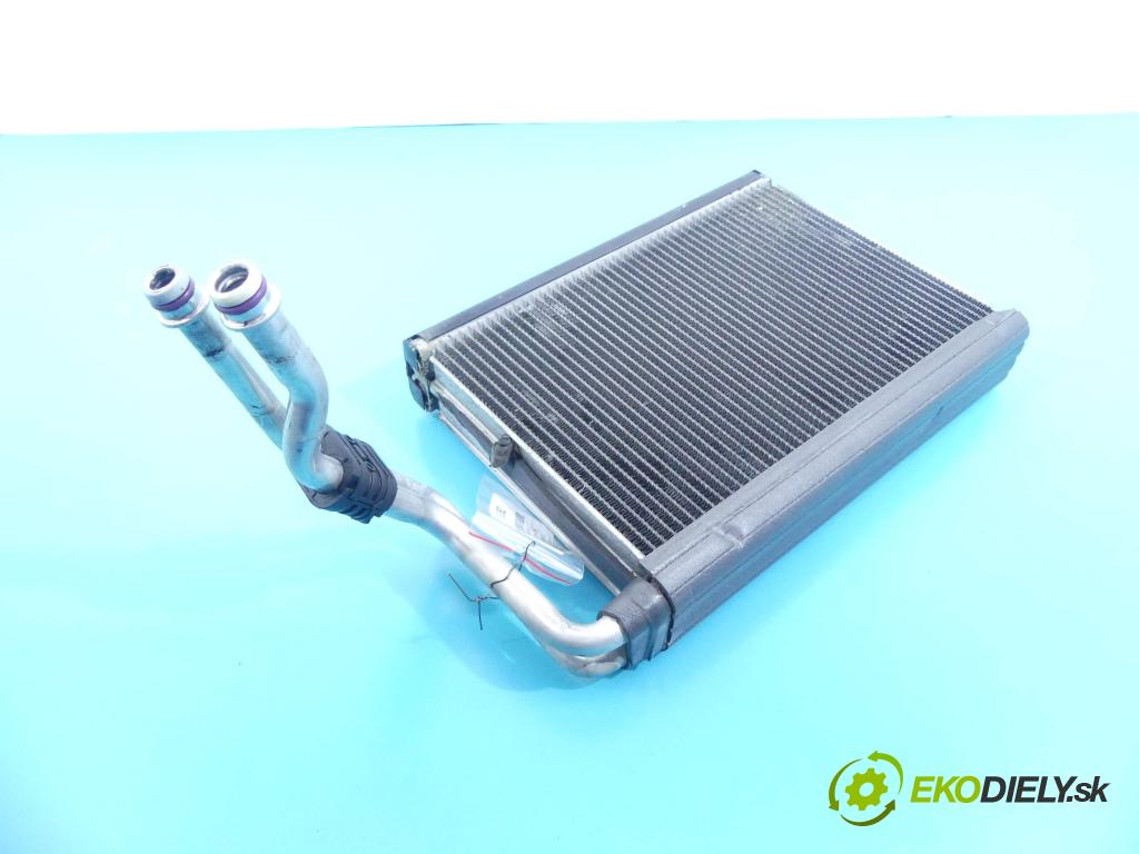 Bmw X1 E84 2009-2015 2.0d 143 HP automatic 105 kW 1995 cm3 5- radiator  (Radiátory kúrenia)
