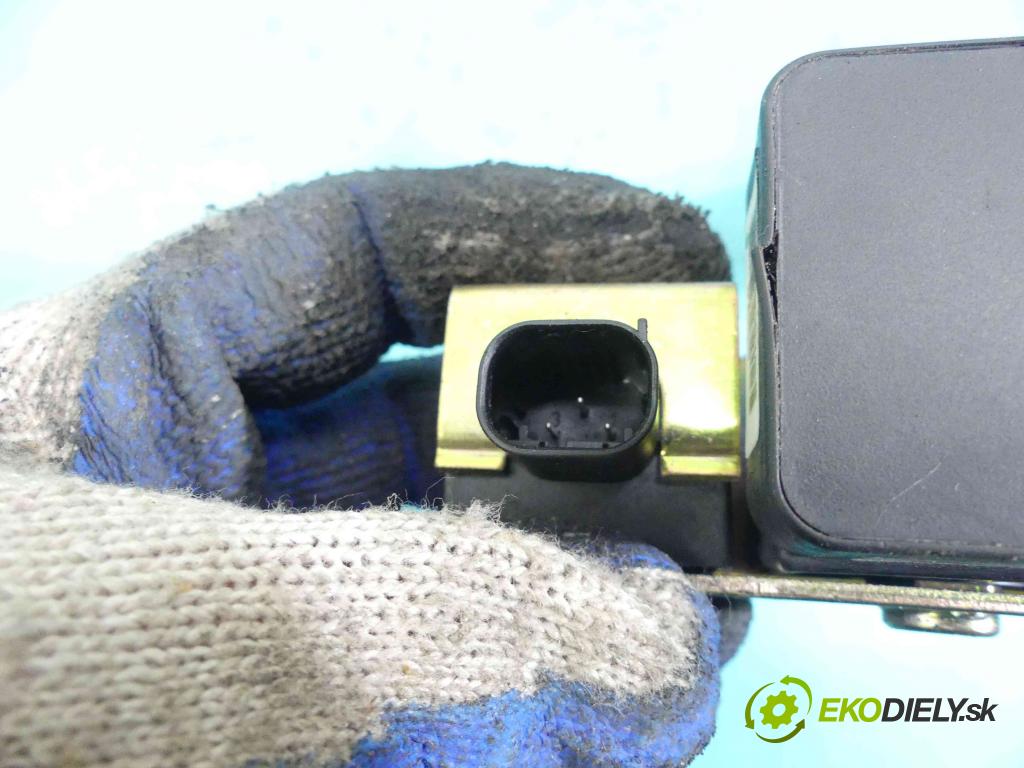 Vw Golf IV 1997-2003 1.9 tdi 110 hp manual 81 kW 1896 cm3 5- snímač ESP 1J0907657A