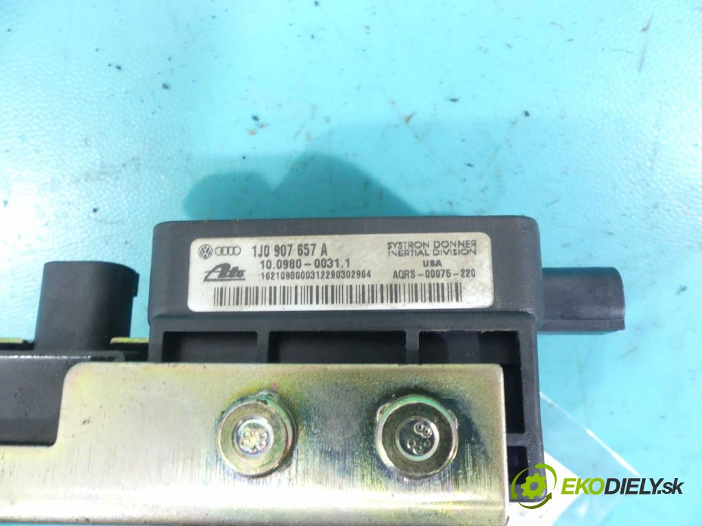 Vw Golf IV 1997-2003 1.9 tdi 110 hp manual 81 kW 1896 cm3 5- snímač ESP 1J0907657A