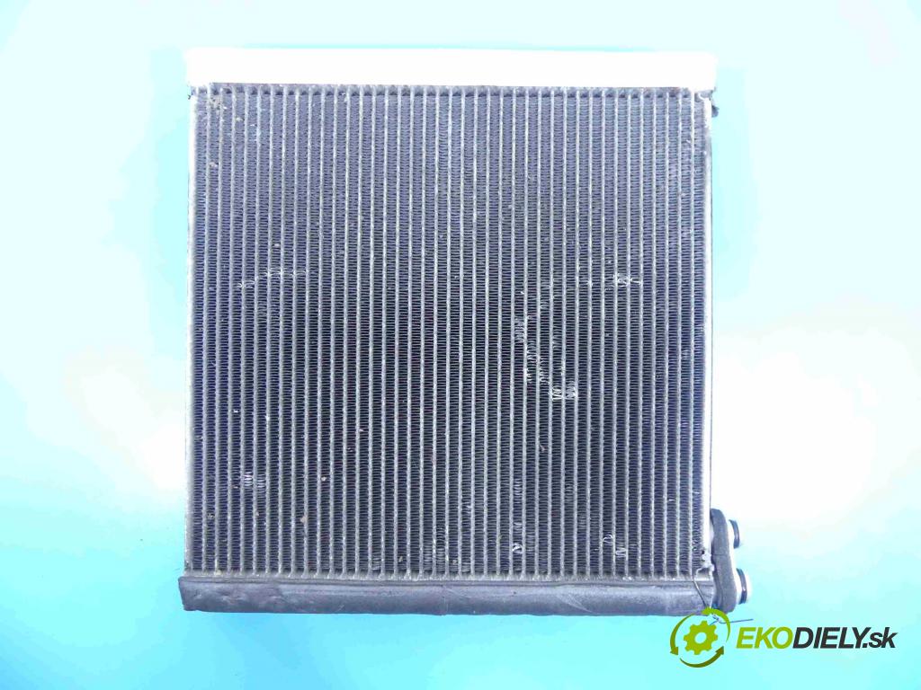 Lexus RX II 2003-2008 3.3 V6 211KM automatic 155 kW 3311 cm3 5- radiator  (Radiátory kúrenia)