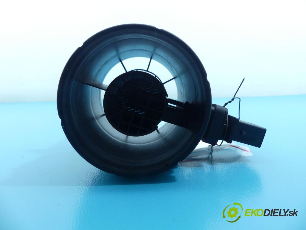 Bmw X1 E84 2009-2015 2.0d 143 HP automatic 105 kW 1995 cm3 5- průtokoměr: 0281006146 (Váhy vzduchu)