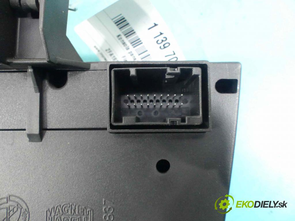 Fiat Stilo 1.9 jtd 116 hp manual 85 kW 1910 cm3 3- palubní deska panel topení 735319257