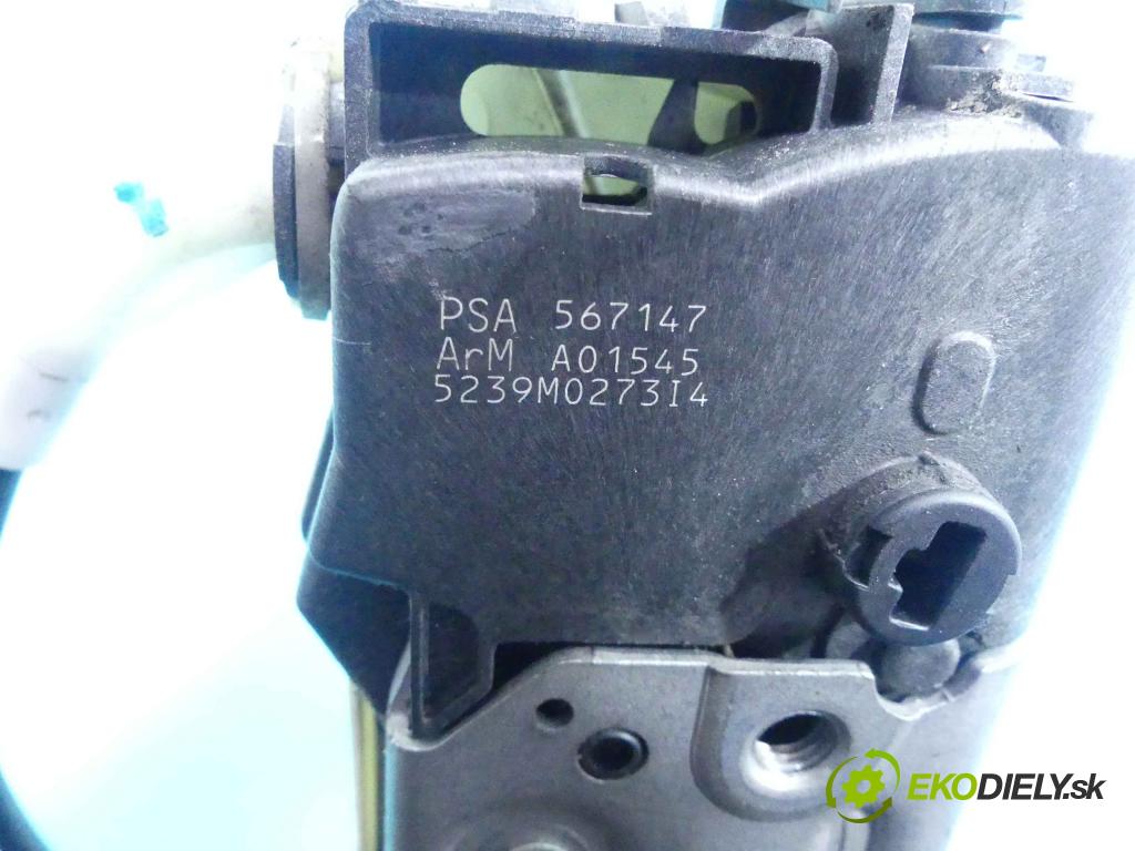 Peugeot 308 I 2007-2013 1.6 hdi 109 hp manual 80 kW 1560 cm3 5- zámek přední pravý 567147