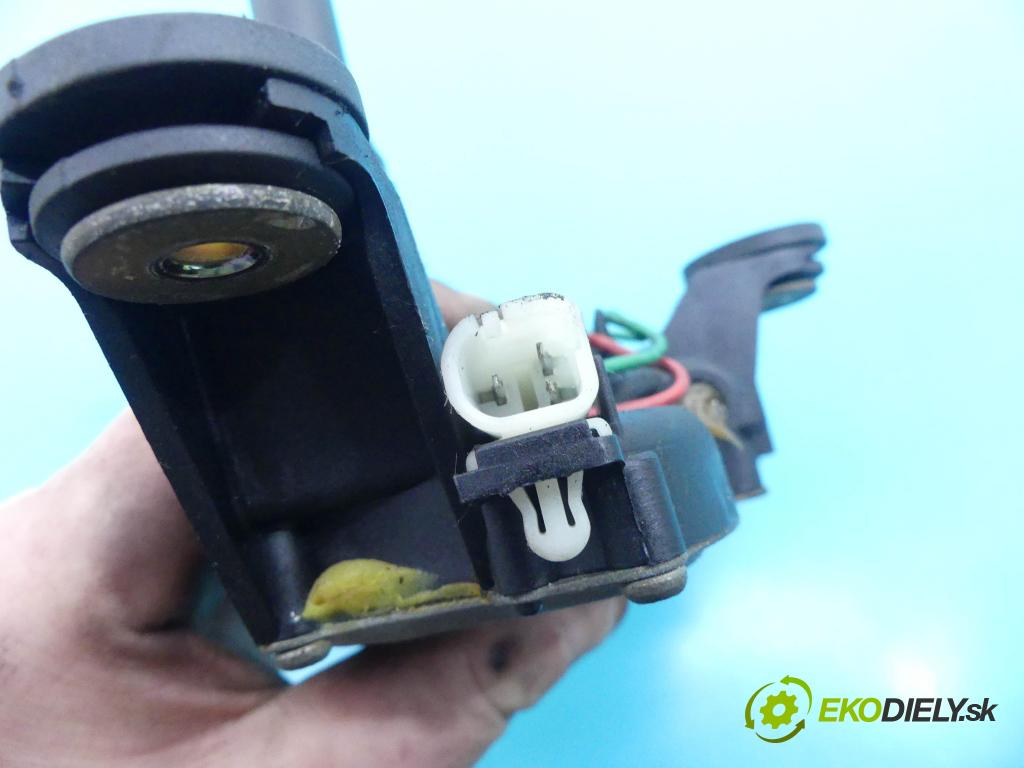 Fiat Palio II 2002-2006 1.2 16v 80 HP manual 59 kW 1242 cm3 5- motor stieračov zadné 467623100