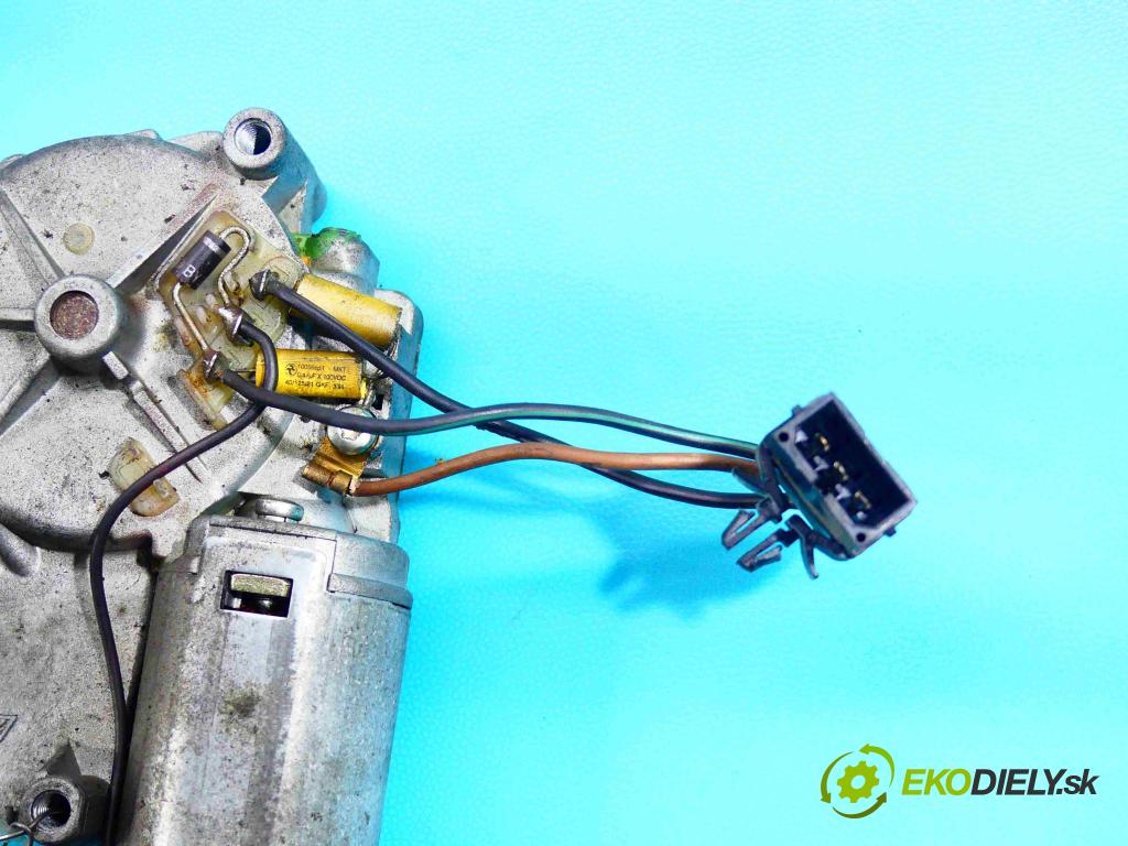 Audi A6 C4 1994-1997 2.5 tdi 140 HP manual 103 kW 2461 cm3 5- motor stieračov zadné 8A9955713