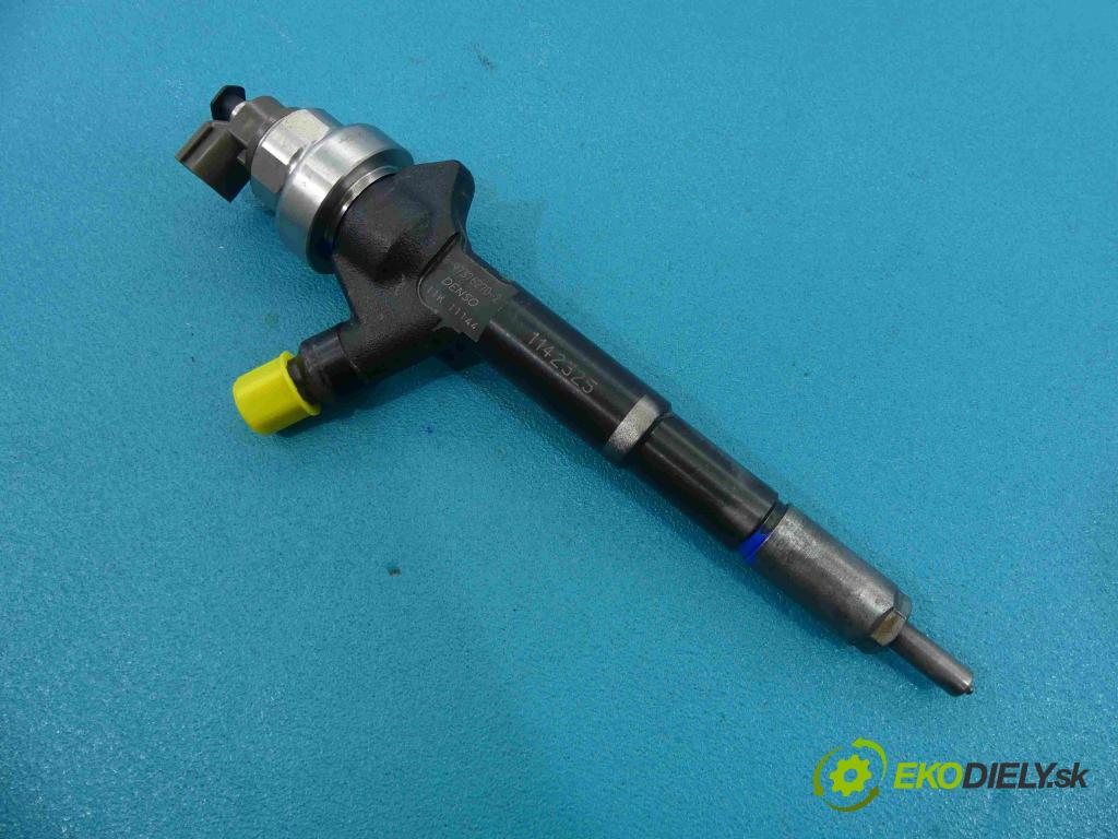 Opel Astra III 2004-2014 1.7 cdti 110 HP manual 81 kW 1686 cm3 5- vstrek 97376270-2 (Vstrekovače)
