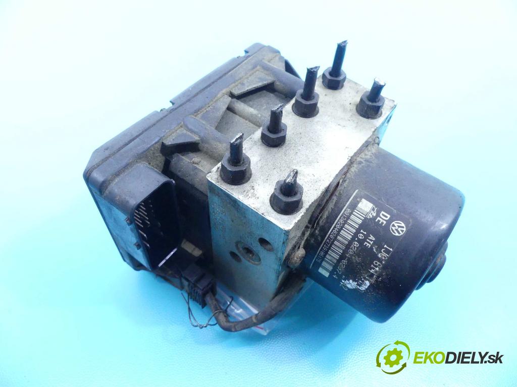 Vw Bora 1.6 SR 101 HP manual 74 kW 1595 cm3 4- čerpadlo abs 1J0907379P (Pumpy ABS)