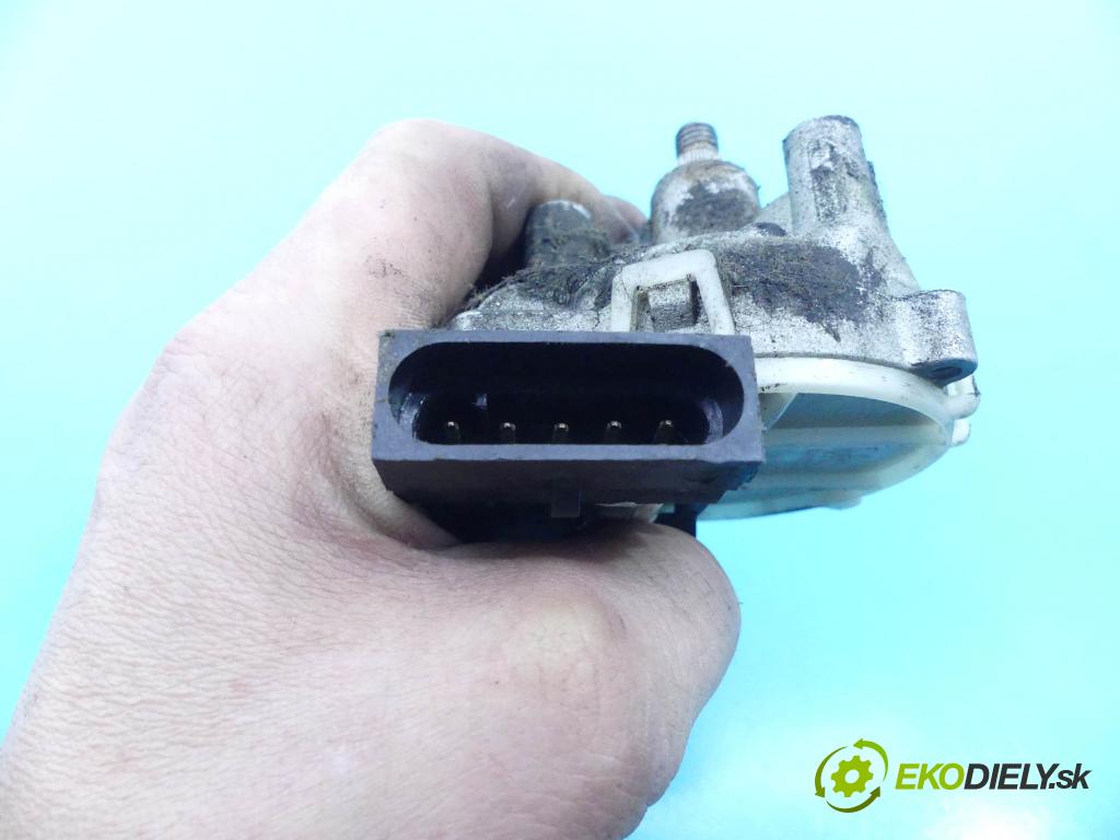 Fiat Palio II 2002-2006 1.6 16v 103 HP manual 76 kW 1596 cm3 5- motor stieračov predné 64343499
