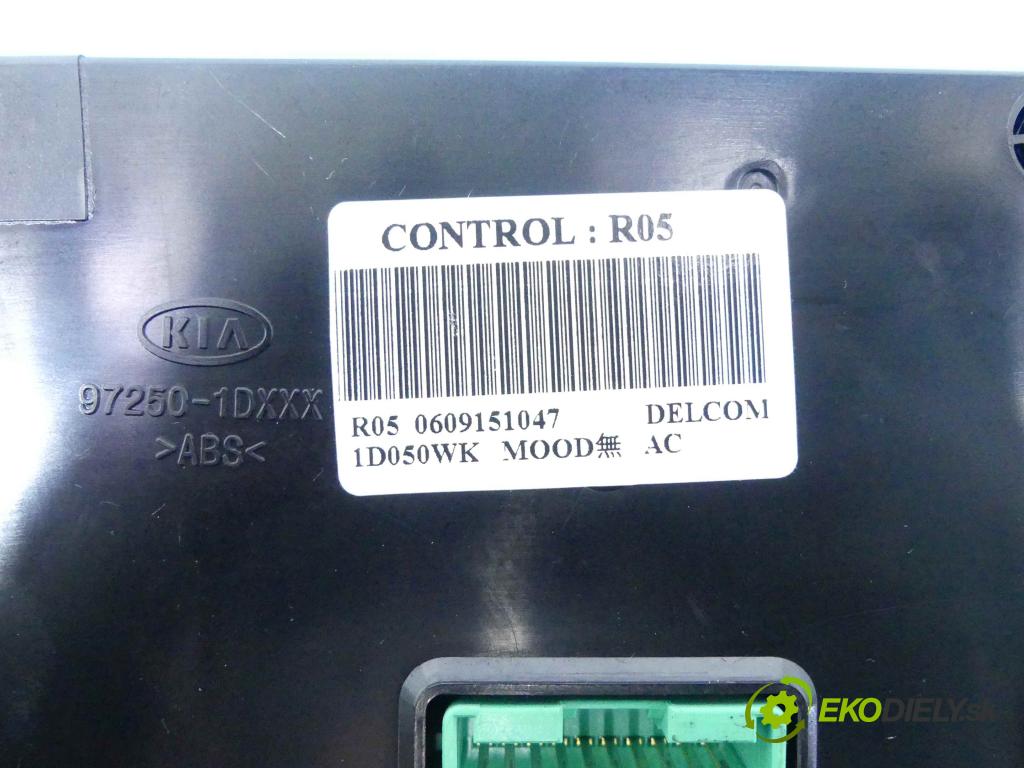 Kia Carens III 2006-2013 2.0 16v 144 HP manual 106 kW 1998 cm3 5- panel kúrenia 97250-1DXXX