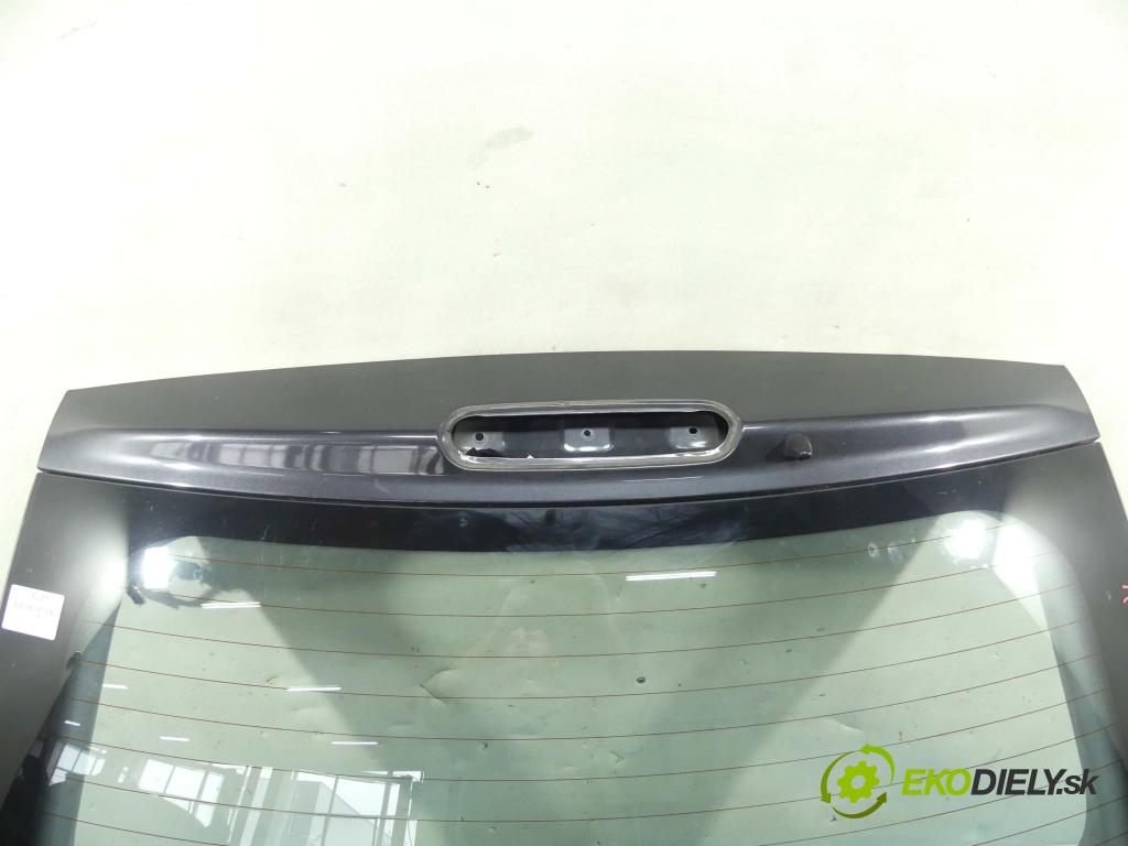 Kia Carens III 2006-2013 2.0 16v 144 hp manual 106 kW 1998 cm3 5- zadní kufrové dveře  (Zadní kapoty)