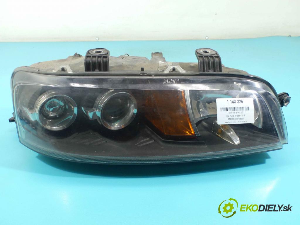 Fiat Punto II 1999-2010 1.2 60 HP manual 44 kW 1242 cm3 3- Reflektor: pravý  (Pravé)