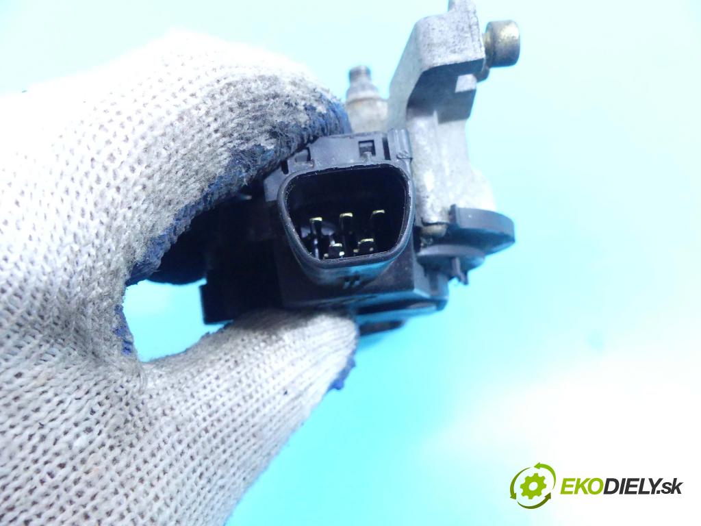 Mazda 6 I GG 2002-2007 2.0 citd 136 HP manual 100 kW 1998 cm3 5- motor stieračov predné 849200-2390