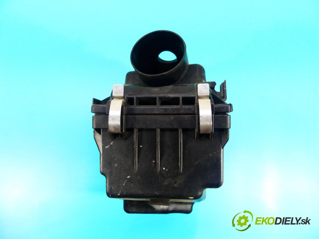 Toyota Avensis II T25 2003-2008 2.0 d4d 126 hp manual 93 kW 1998 cm3 5- obal filtra vzduchu 4614485912 (Kryty filtrů)