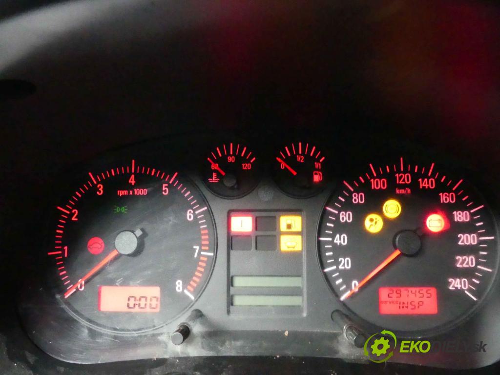 Seat Toledo II 1998-2004 1.6 SR 101 HP manual 74 kW 1595 cm3 4- prístrojovka/ budíky  (Prístrojové dosky, displeje)