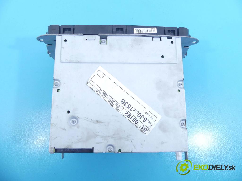 Seat Ibiza IV 6J 2008-2017 1.6 16V 105 HP manual 77 kW 1598 cm3 5- Radio továreň: 6J0035153B