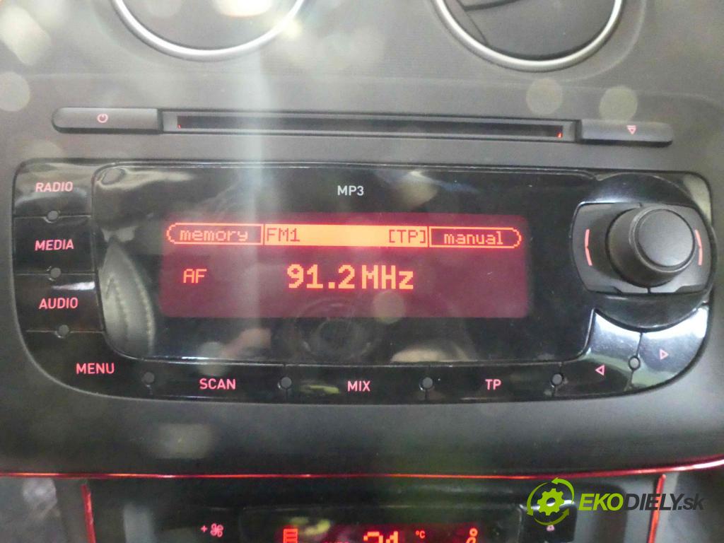 Seat Ibiza IV 6J 2008-2017 1.6 16V 105 HP manual 77 kW 1598 cm3 5- Radio továreň: 6J0035153B