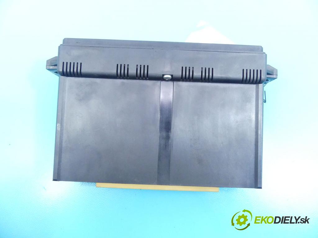 Audi A3 8L 1996-2003 1.8 20v 125 HP manual 92 kW 1781 cm3 3- panel kúrenia 8L0820043B