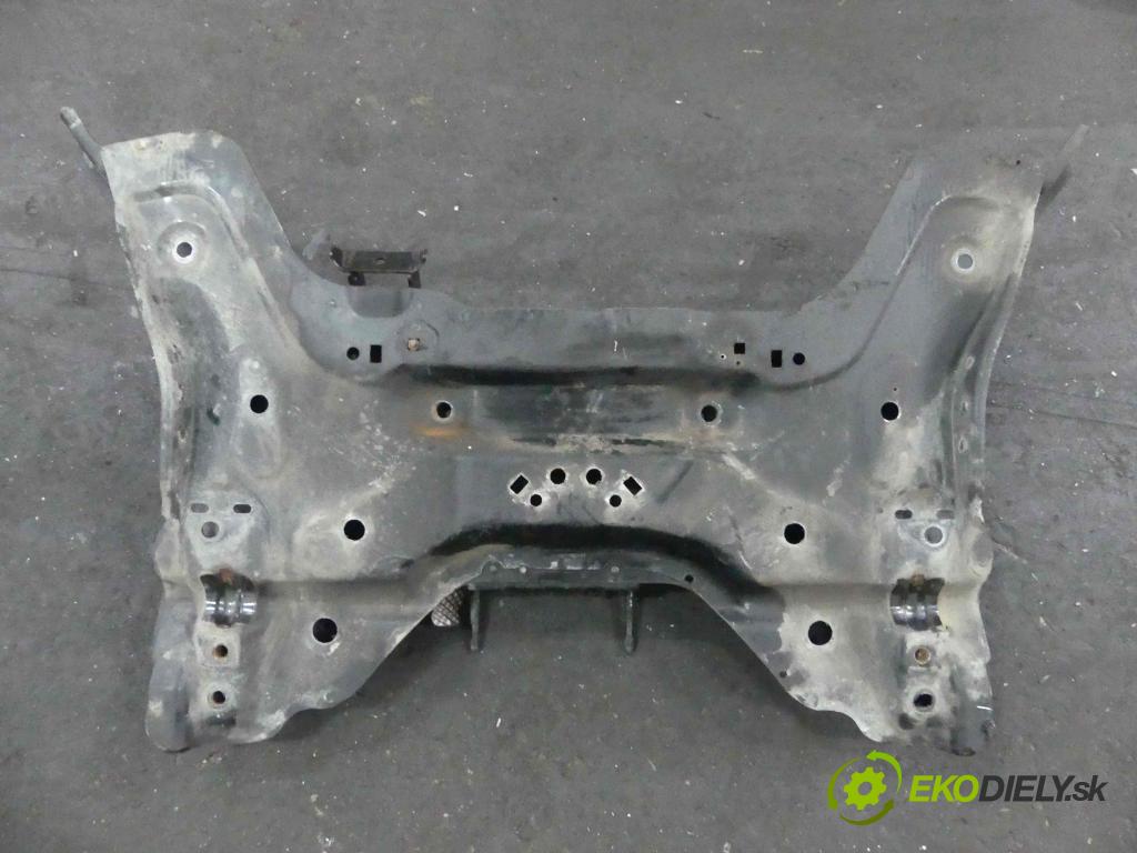 Citroen C4 I 2004-2011 2.0 hdi 136hp manual 100 kW 1997 cm3 5- výztuha motoru