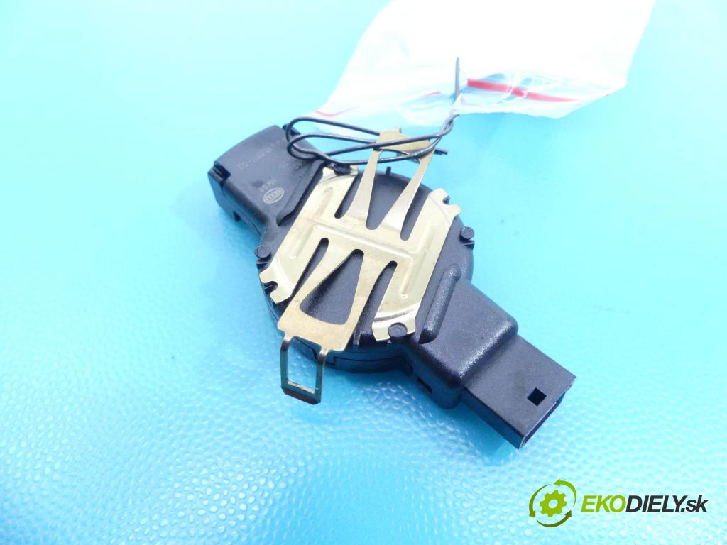 Tesla Model S 0.0b: automatic 310 kW 1 cm3 5- snímač déšť: 6PW011357-02 (Snímače dažďa)