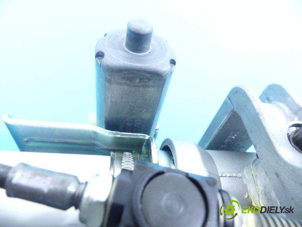 Tesla Model S 0.0b: automatic 310 kW 1 cm3 5- Sloupec: volant A2044601416 (Tyče riadenia (volantu))