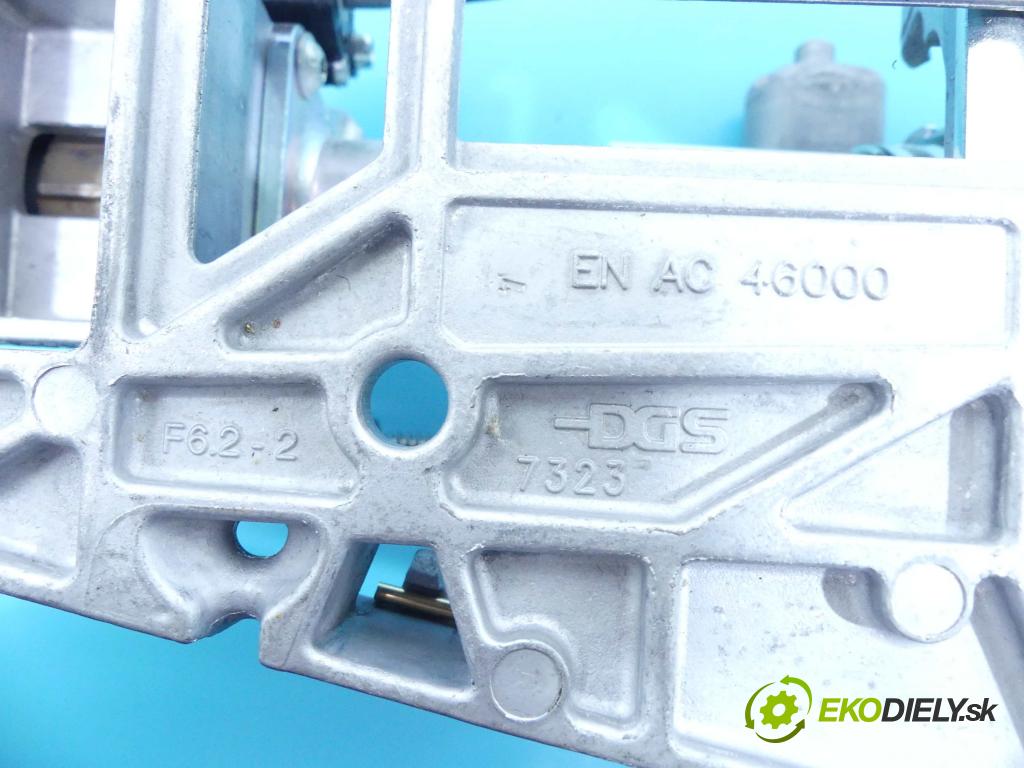 Tesla Model S 0.0b: automatic 310 kW 1 cm3 5- Sloupec: volant A2044601416 (Tyče riadenia (volantu))