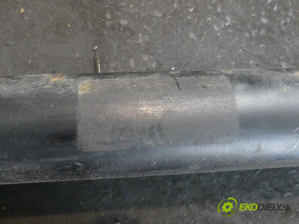 Seat Leon III 2012-2020 2.0 tdi 184hp automatic 135 kW 1968 cm3 5- Hřídel: jízda:  (Kardaňové hriadele)