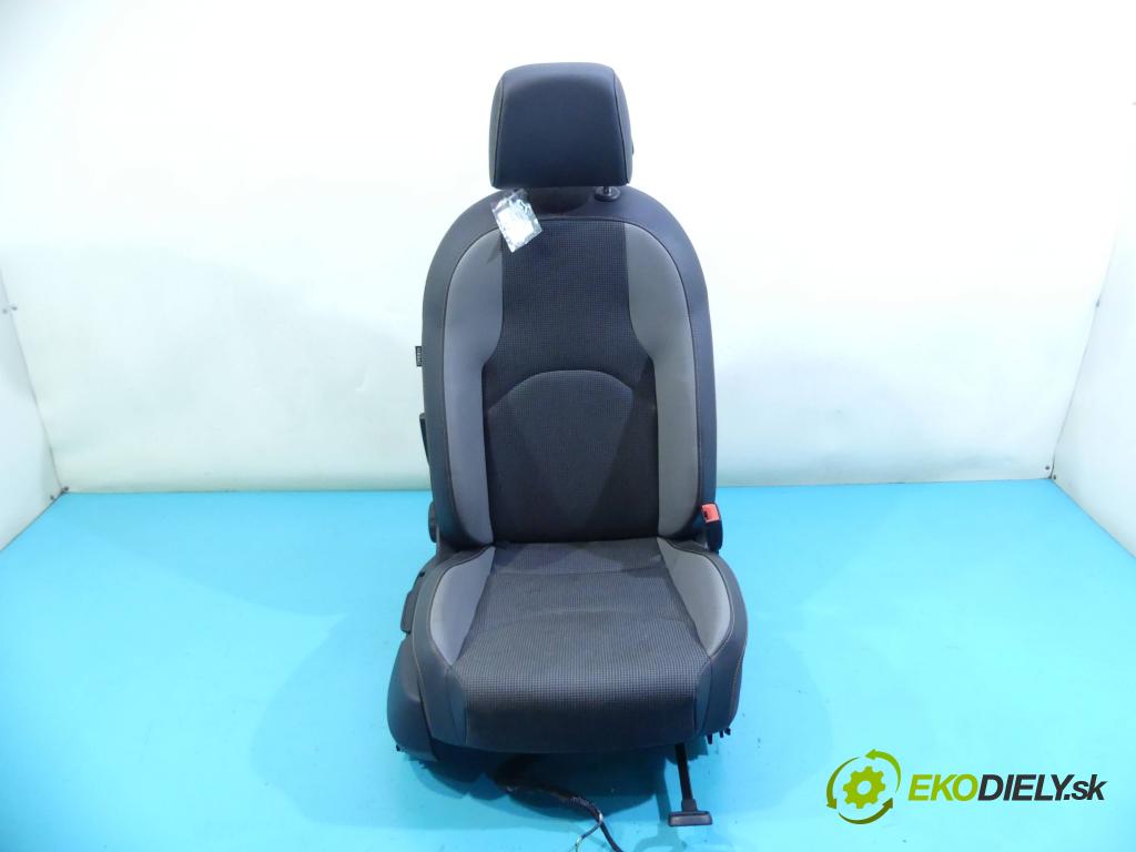 Seat Leon III 2012-2020 2.0 tdi 184 hp automatic 135 kW 1968 cm3 5- Sedadlo pravý  (Sedačky, sedadla)