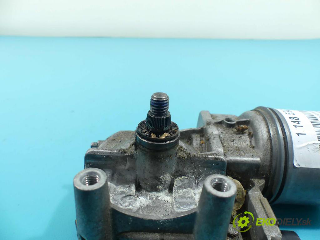 Seat Leon III 2012-2020 2.0 tdi 184hp automatic 135 kW 1968 cm3 5- motor stieračov predné 1397220650
