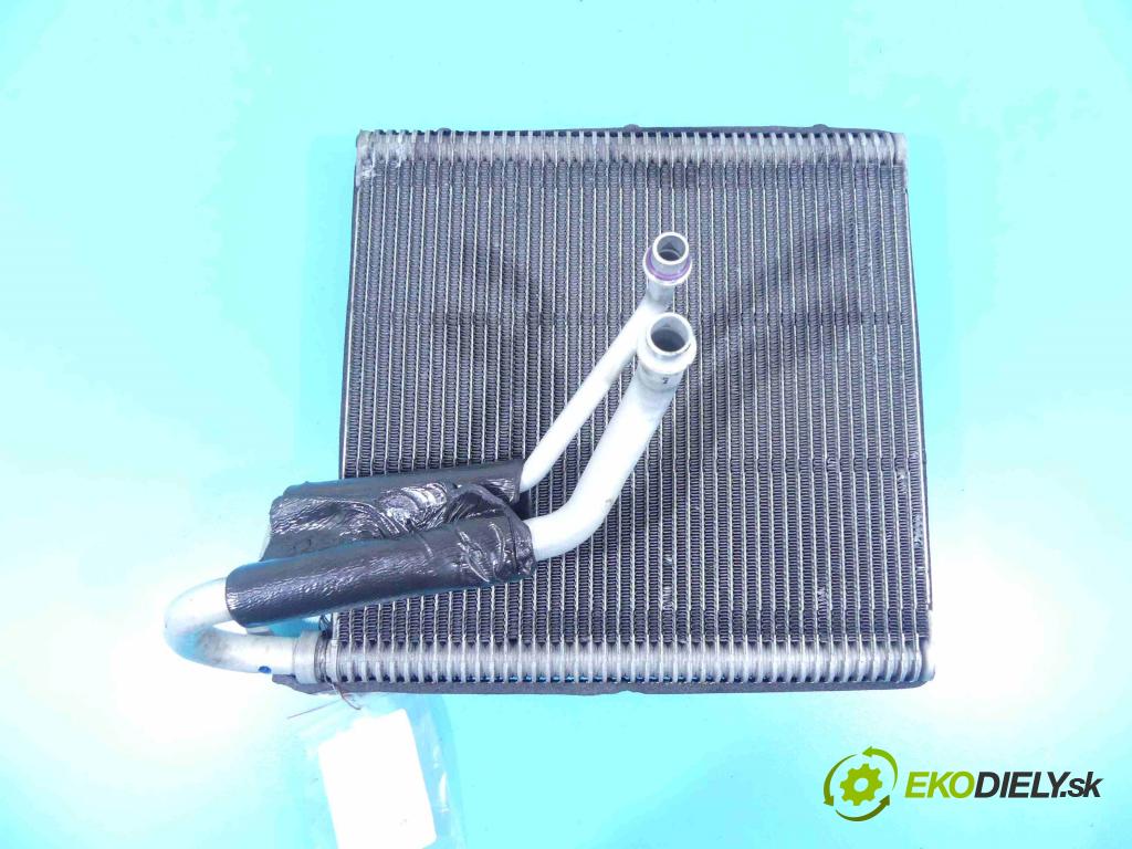 Seat Leon III 2012-2020 2.0 tdi 184hp automatic 135 kW 1968 cm3 5- radiator  (Radiátory kúrenia)