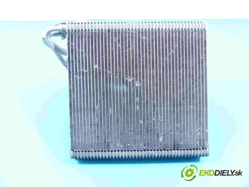 Seat Leon III 2012-2020 2.0 tdi 184hp automatic 135 kW 1968 cm3 5- radiator  (Radiátory kúrenia)