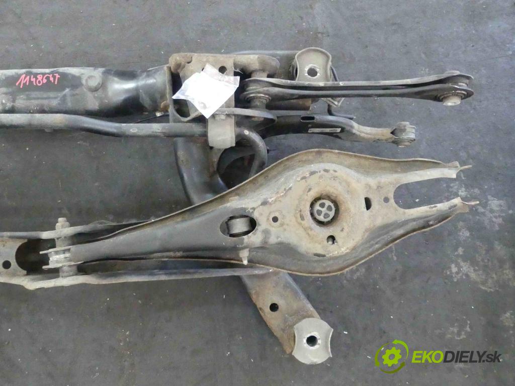 Seat Leon III 2012-2020 2.0 tdi 184 hp automatic 135 kW 1968 cm3 5- zadní výztuha